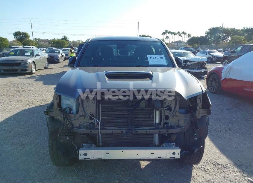 Photo 6 of 2021 Toyota Tacoma TRD SPORT (VIN 5TFAZ5CN1MX098953)