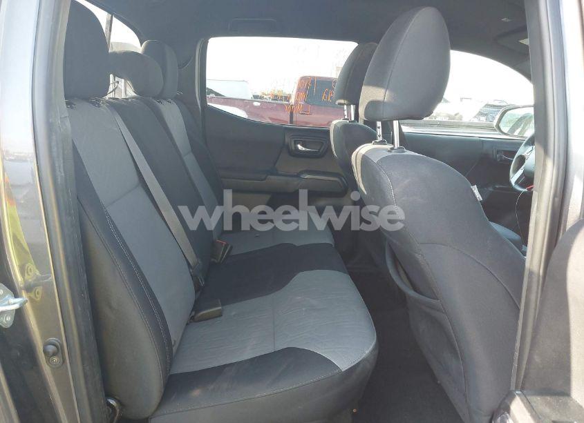 Photo 8 of 2021 Toyota Tacoma TRD SPORT (VIN 5TFAZ5CN1MX098953)