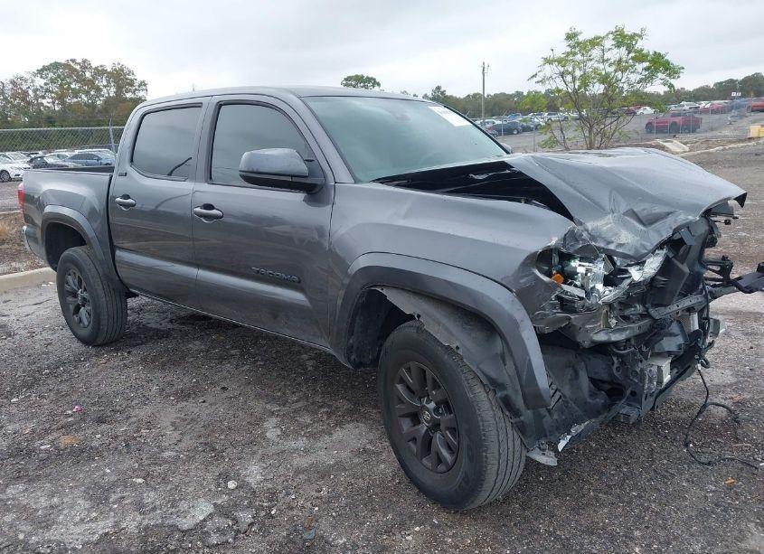 2021 Toyota Tacoma SR5 V6 (VIN 5TFAZ5CN1MX109272) main photo