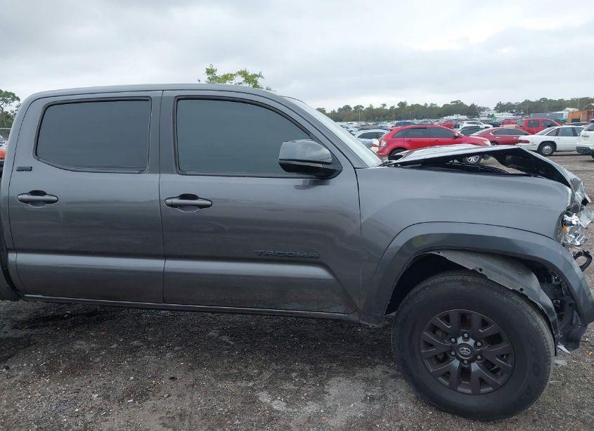 Photo 14 of 2021 Toyota Tacoma SR5 V6 (VIN 5TFAZ5CN1MX109272)