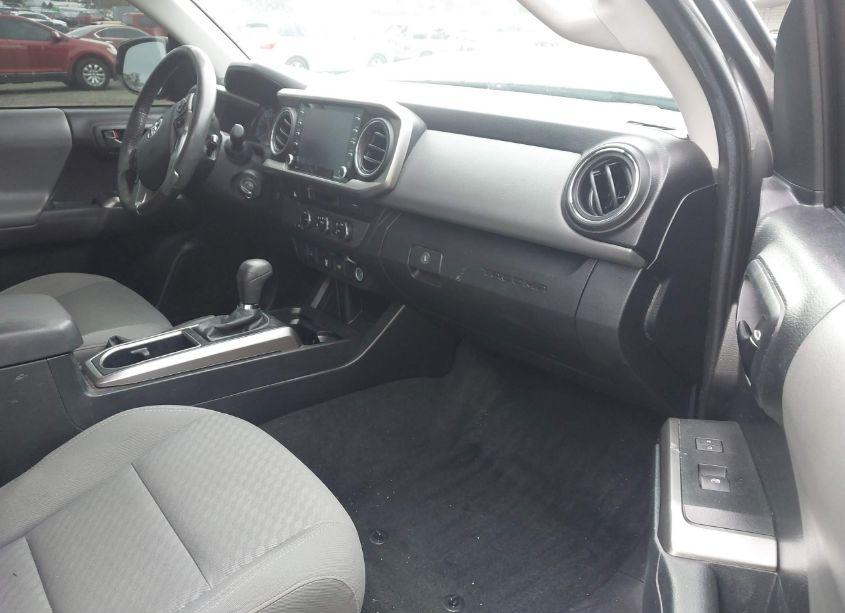 Photo 5 of 2021 Toyota Tacoma SR5 V6 (VIN 5TFAZ5CN1MX109272)