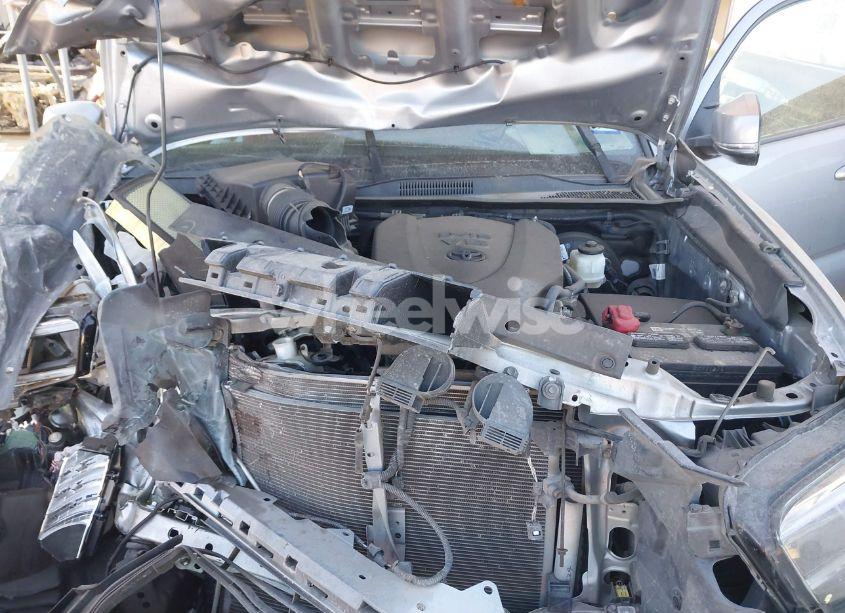 Photo 10 of 2021 Toyota Tacoma TRD SPORT (VIN 5TFAZ5CN1MX112995)