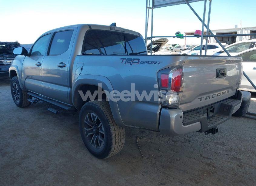 Photo 3 of 2021 Toyota Tacoma TRD SPORT (VIN 5TFAZ5CN1MX112995)
