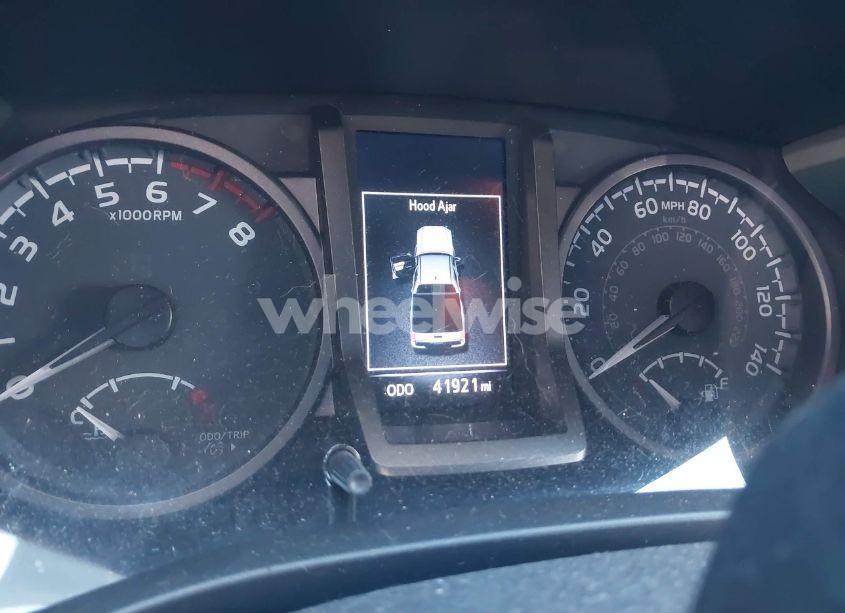 Photo 7 of 2021 Toyota Tacoma TRD SPORT (VIN 5TFAZ5CN1MX112995)