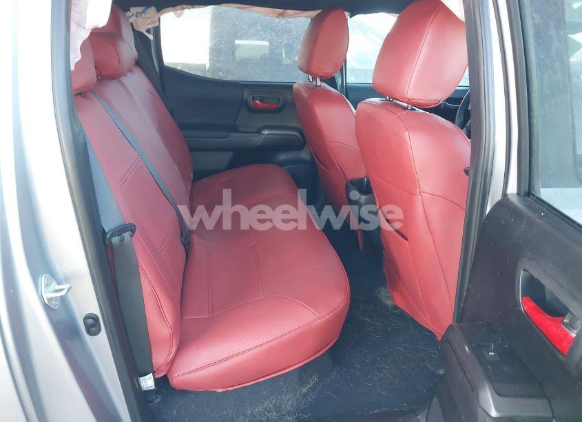 Photo 8 of 2021 Toyota Tacoma TRD SPORT (VIN 5TFAZ5CN1MX112995)