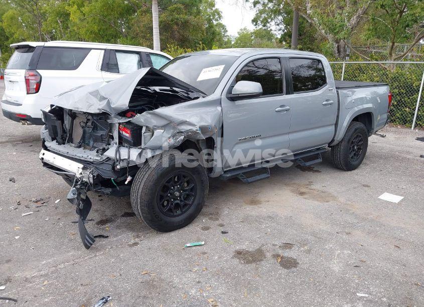 Photo 2 of 2021 Toyota Tacoma SR5 V6 (VIN 5TFAZ5CN1MX113810)