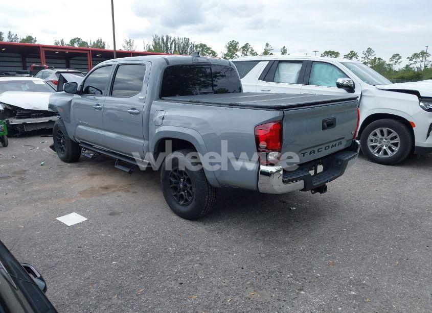 Photo 3 of 2021 Toyota Tacoma SR5 V6 (VIN 5TFAZ5CN1MX113810)
