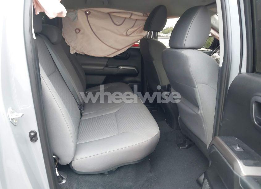 Photo 8 of 2021 Toyota Tacoma SR5 V6 (VIN 5TFAZ5CN1MX113810)