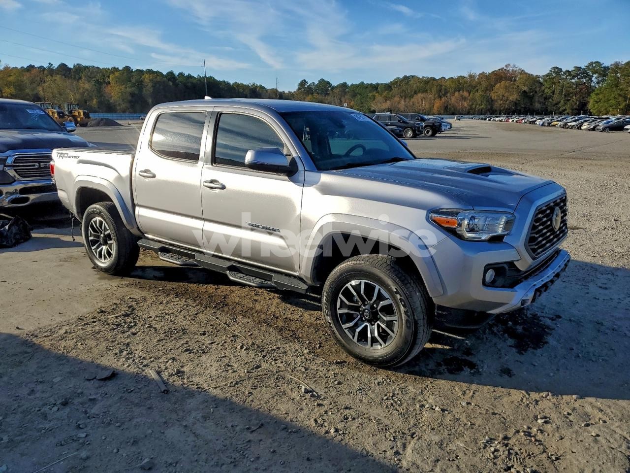 Photo 4 of 2021 TOYOTA TACOMA DOUBLE CAB (VIN 5TFAZ5CN1MX118439)