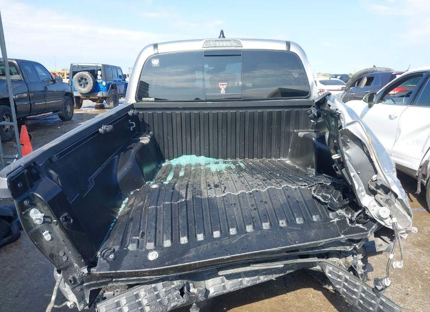 Photo 16 of 2021 Toyota Tacoma SR5 V6 (VIN 5TFAZ5CN1MX118733)
