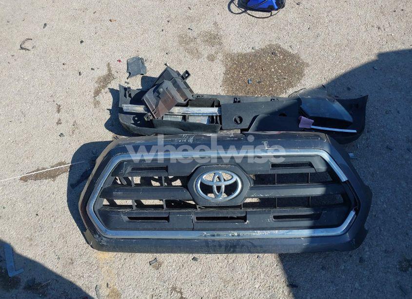 Photo 12 of 2017 Toyota Tacoma SR5 V6 (VIN 5TFAZ5CN2HX045524)