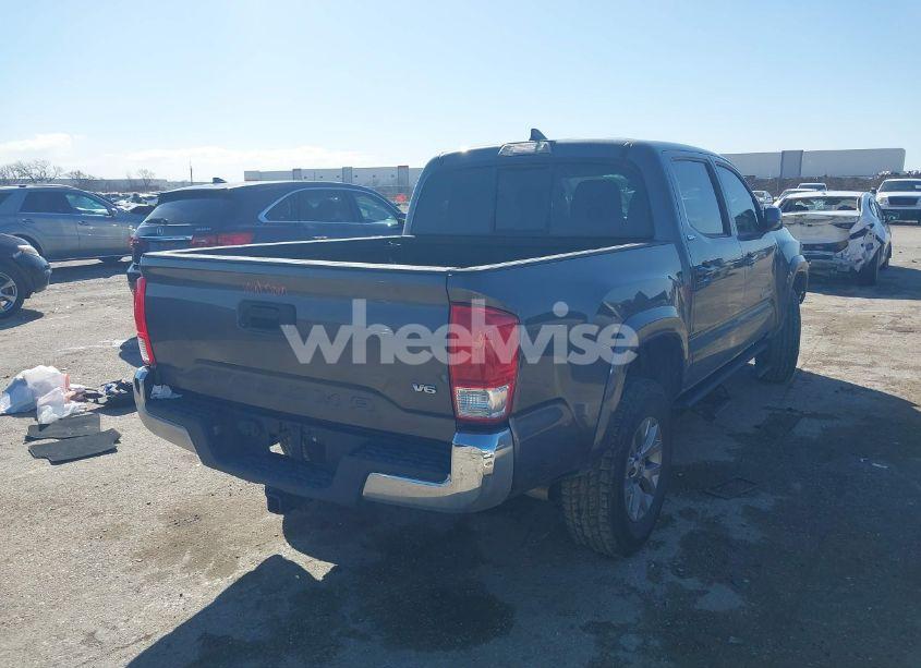 Photo 4 of 2017 Toyota Tacoma SR5 V6 (VIN 5TFAZ5CN2HX045524)
