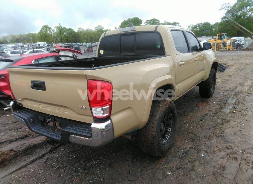 Photo 4 of 2017 Toyota Tacoma SR5 V6 (VIN 5TFAZ5CN2HX045801)