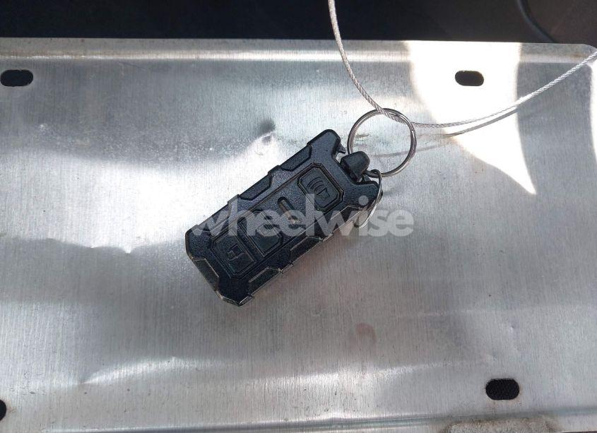 Photo 11 of 2018 Toyota Tacoma TRD SPORT (VIN 5TFAZ5CN2JX064452)