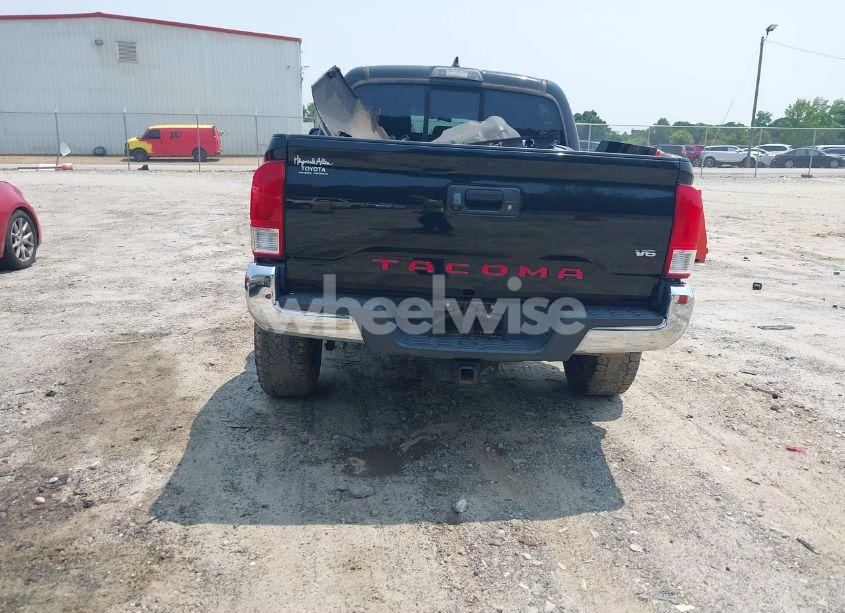 Photo 17 of 2016 Toyota Tacoma SR5 V6 (VIN 5TFAZ5CN3GX004527)