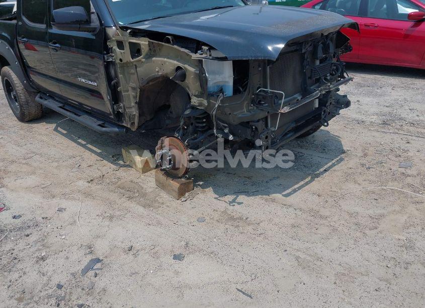 Photo 6 of 2016 Toyota Tacoma SR5 V6 (VIN 5TFAZ5CN3GX004527)