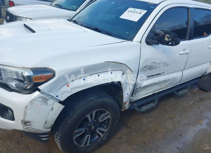 Photo 6 of 2016 Toyota Tacoma TRD SPORT (VIN 5TFAZ5CN3GX005550)