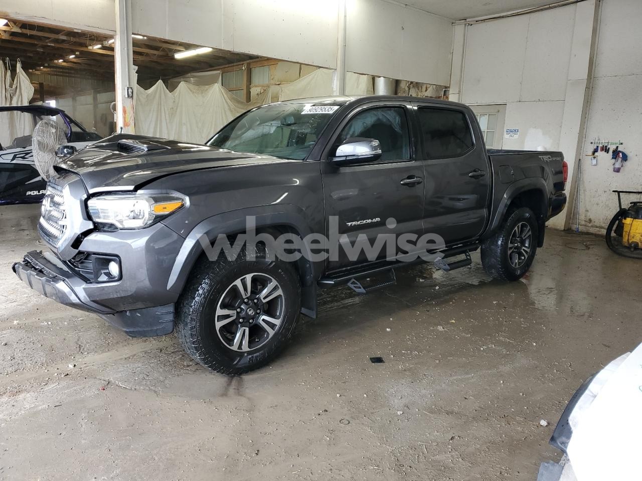 2016 TOYOTA TACOMA DOUBLE CAB (VIN 5TFAZ5CN3GX015561) main photo
