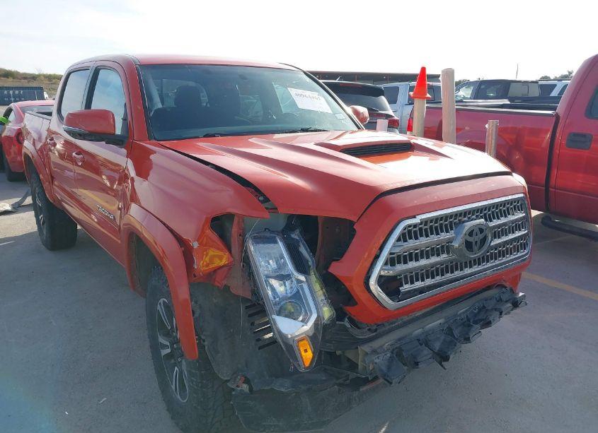 Photo 6 of 2017 Toyota Tacoma (VIN 5TFAZ5CN3HX033947)