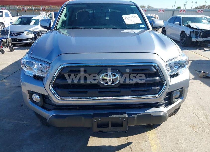Photo 6 of 2017 Toyota Tacoma SR5 V6 (VIN 5TFAZ5CN3HX053695)