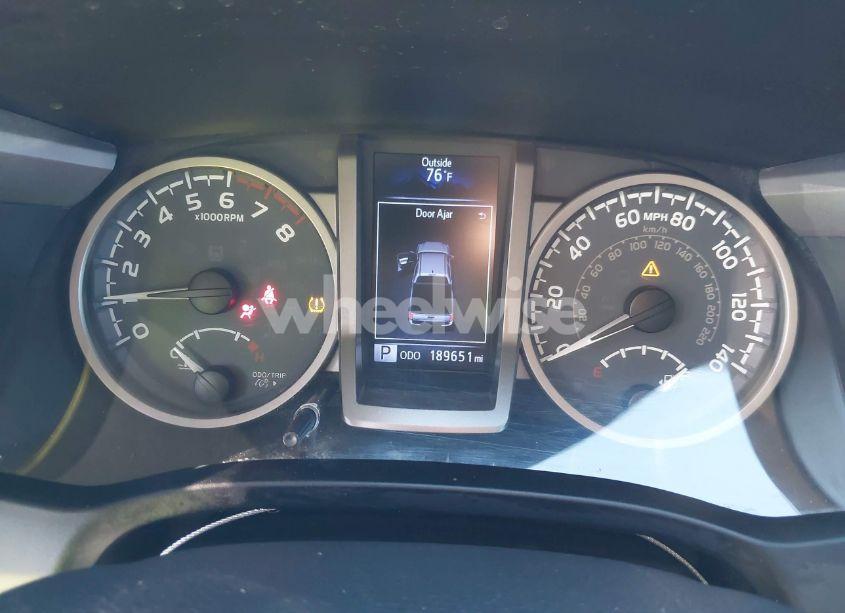 Photo 7 of 2017 Toyota Tacoma SR5 V6 (VIN 5TFAZ5CN3HX053695)