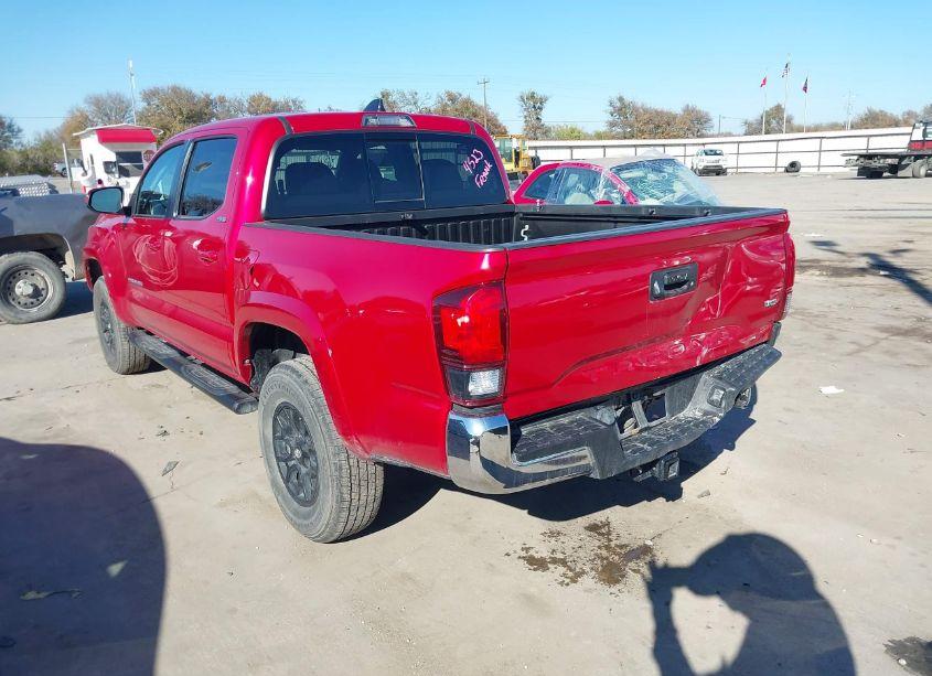 Photo 3 of 2021 Toyota Tacoma SR5 V6 (VIN 5TFAZ5CN3MX111864)