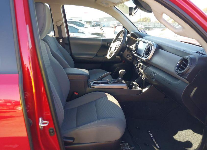 Photo 5 of 2021 Toyota Tacoma SR5 V6 (VIN 5TFAZ5CN3MX111864)