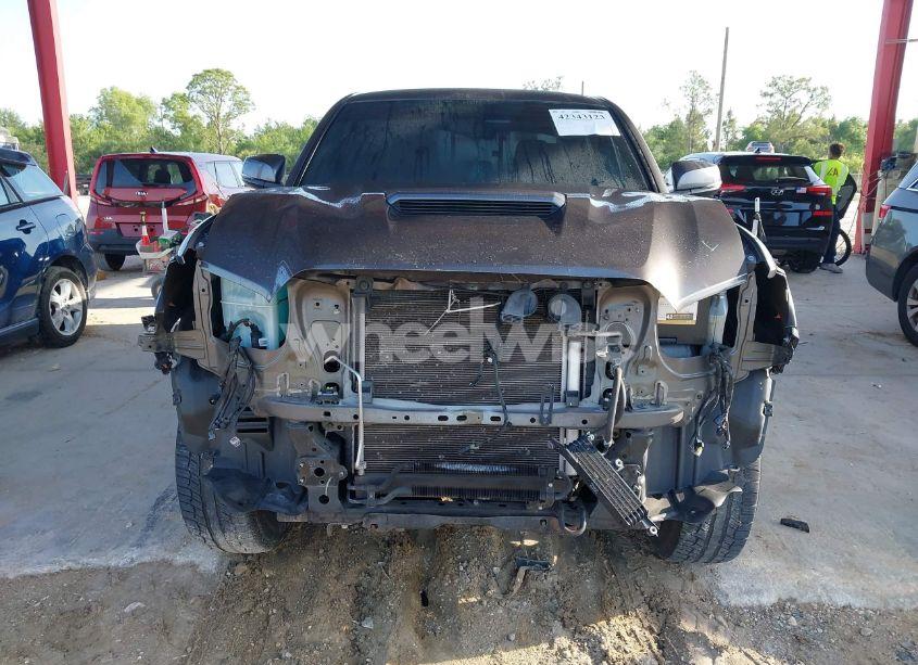 Photo 13 of 2016 Toyota Tacoma TRD SPORT (VIN 5TFAZ5CN4GX009638)