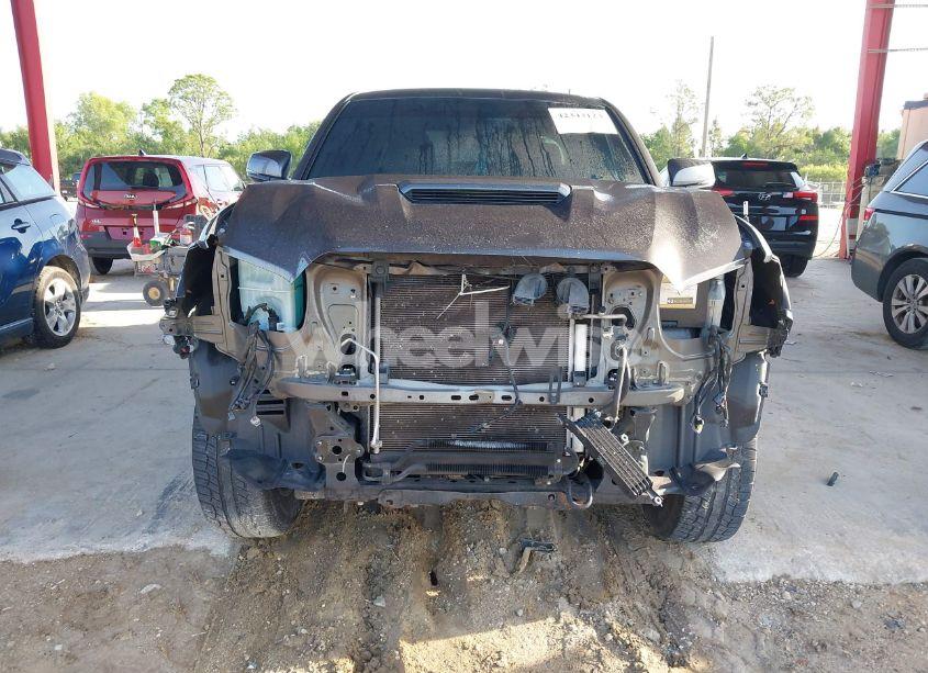 Photo 6 of 2016 Toyota Tacoma TRD SPORT (VIN 5TFAZ5CN4GX009638)