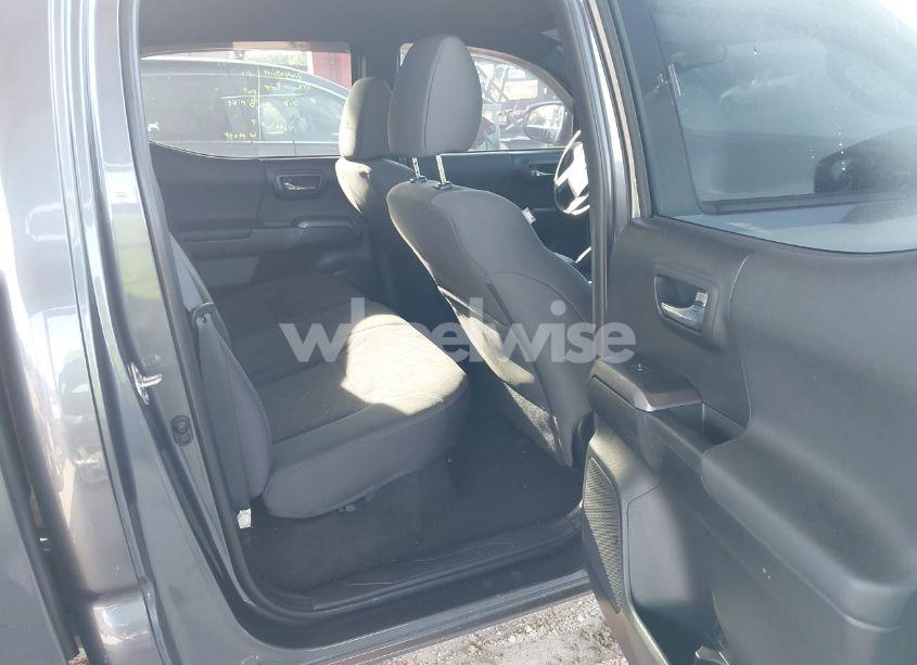 Photo 8 of 2016 Toyota Tacoma TRD SPORT (VIN 5TFAZ5CN4GX009638)