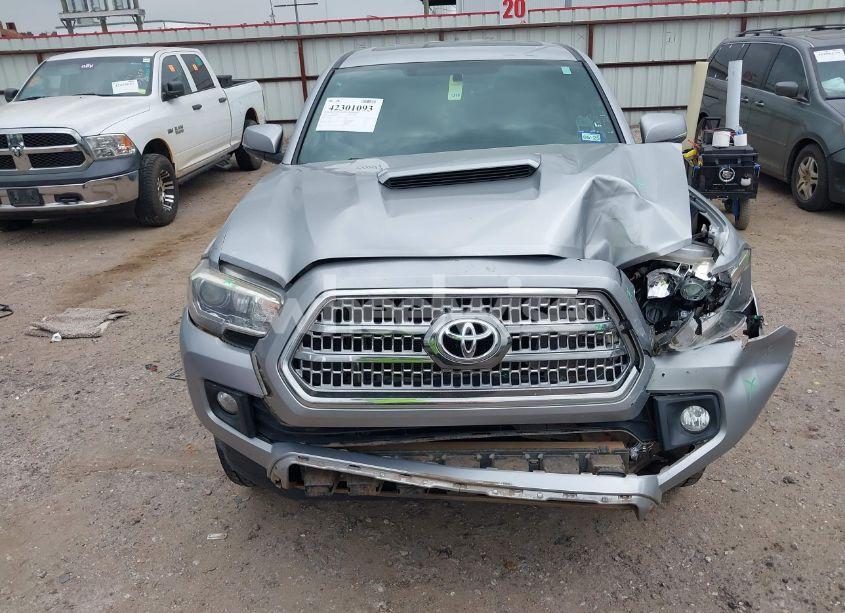 Photo 12 of 2016 Toyota Tacoma TRD SPORT (VIN 5TFAZ5CN4GX013284)