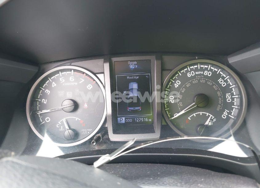 Photo 7 of 2016 Toyota Tacoma TRD SPORT (VIN 5TFAZ5CN4GX013284)