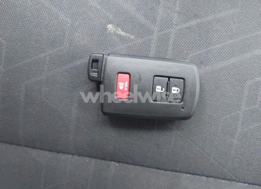 Photo 11 of 2018 Toyota Tacoma TRD SPORT (VIN 5TFAZ5CN4JX054781)