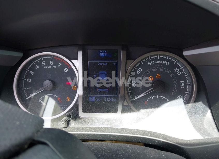 Photo 7 of 2020 Toyota Tacoma SR5 V6 (VIN 5TFAZ5CN4LX091283)