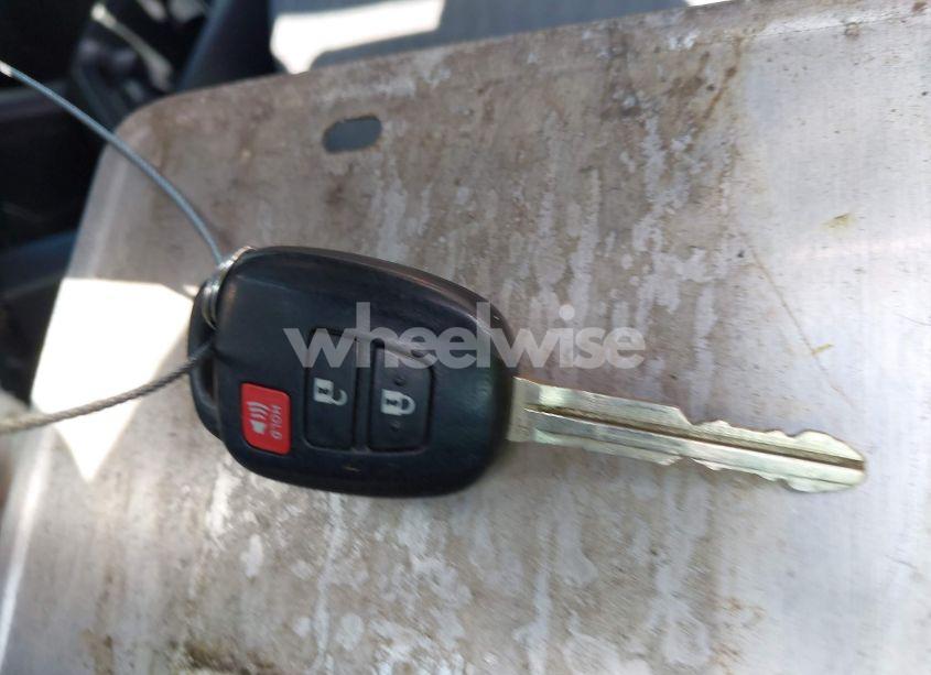 Photo 11 of 2020 Toyota Tacoma SR5 V6 (VIN 5TFAZ5CN4LX091896)