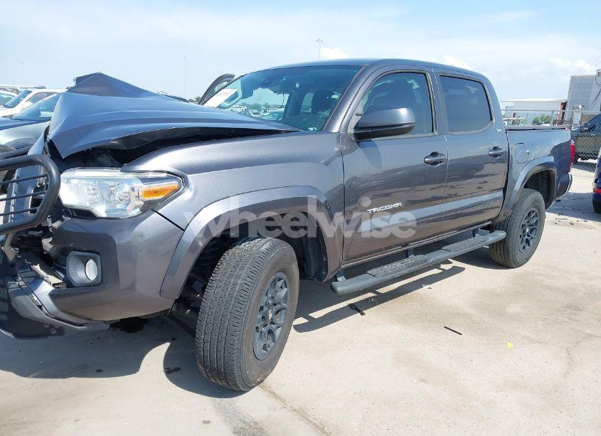 Photo 2 of 2020 Toyota Tacoma SR5 V6 (VIN 5TFAZ5CN4LX091896)