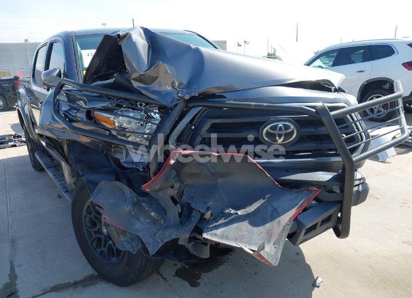 Photo 6 of 2020 Toyota Tacoma SR5 V6 (VIN 5TFAZ5CN4LX091896)