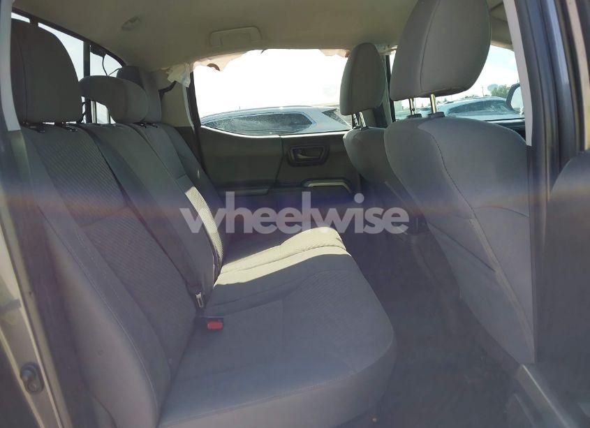 Photo 8 of 2020 Toyota Tacoma SR5 V6 (VIN 5TFAZ5CN4LX091896)