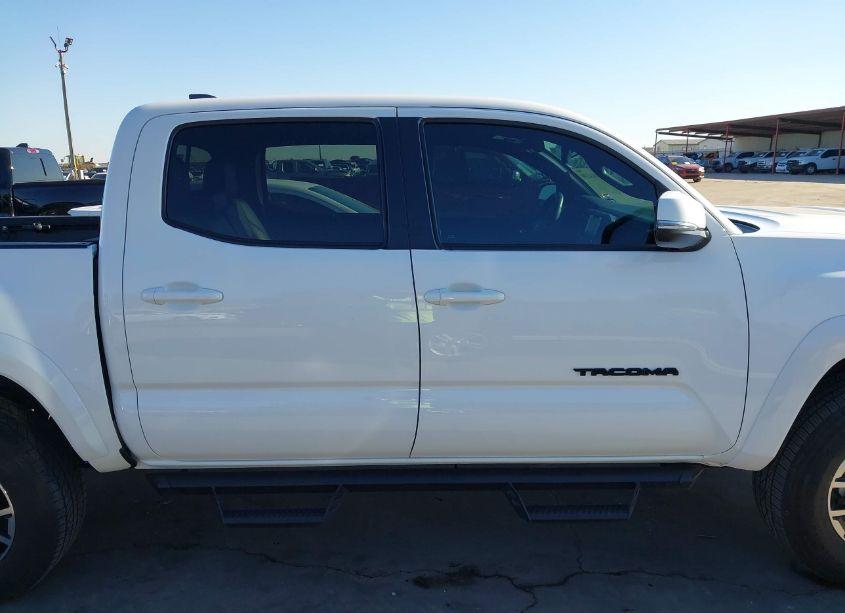 Photo 13 of 2020 Toyota Tacoma TRD SPORT (VIN 5TFAZ5CN4LX094586)