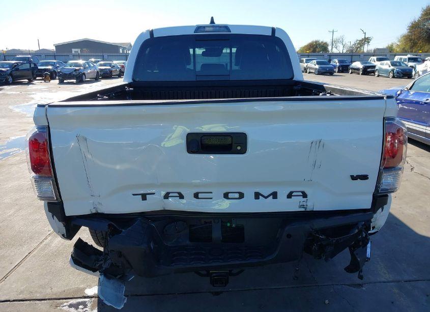 Photo 16 of 2020 Toyota Tacoma TRD SPORT (VIN 5TFAZ5CN4LX094586)