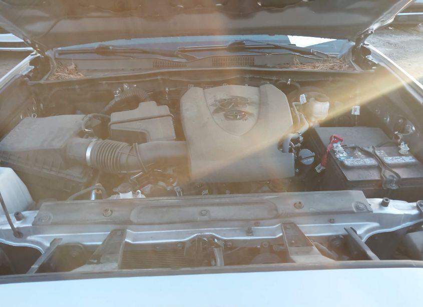 Photo 10 of 2021 Toyota Tacoma SR5 V6 (VIN 5TFAZ5CN4MX101196)