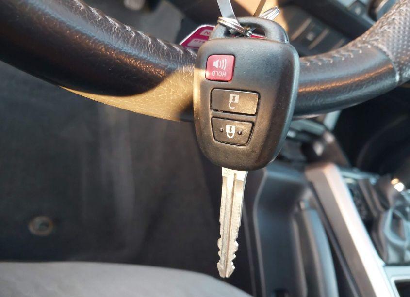 Photo 11 of 2021 Toyota Tacoma SR5 V6 (VIN 5TFAZ5CN4MX101196)