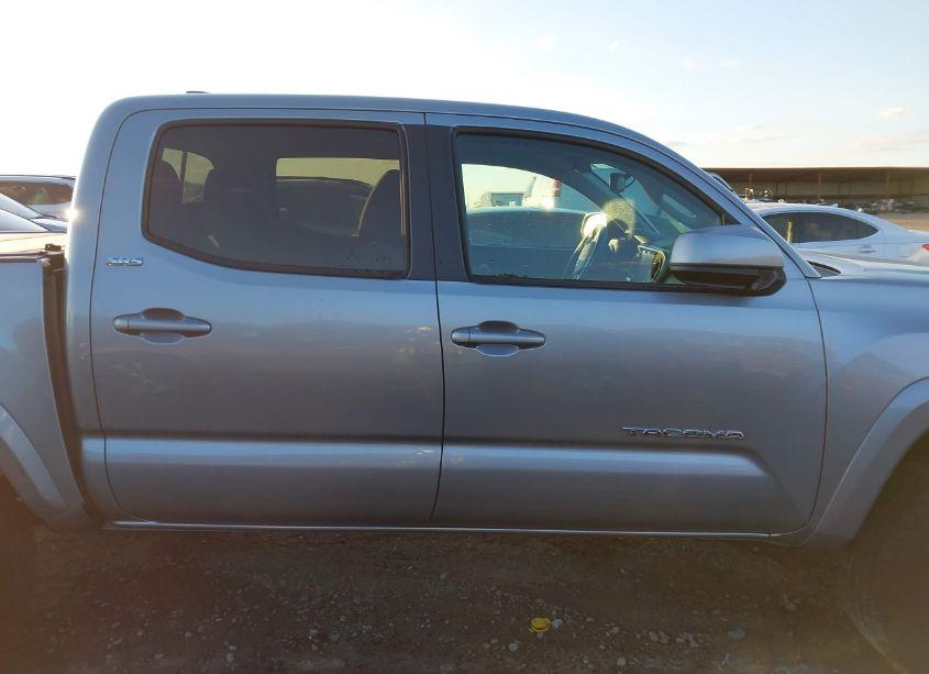 Photo 13 of 2021 Toyota Tacoma SR5 V6 (VIN 5TFAZ5CN4MX101196)