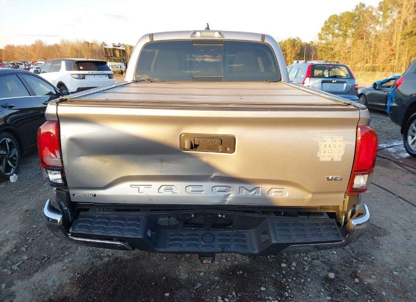 Photo 16 of 2021 Toyota Tacoma SR5 V6 (VIN 5TFAZ5CN4MX101196)