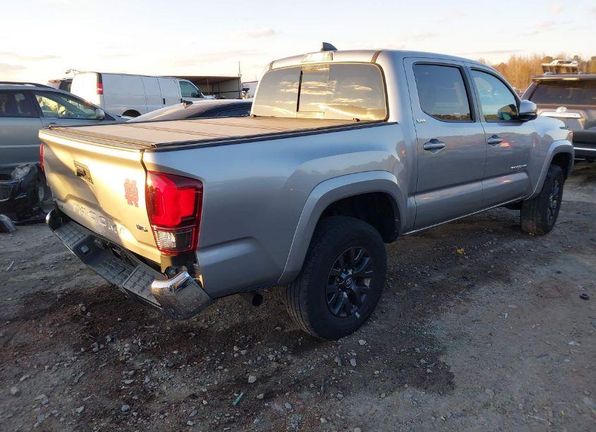 Photo 4 of 2021 Toyota Tacoma SR5 V6 (VIN 5TFAZ5CN4MX101196)