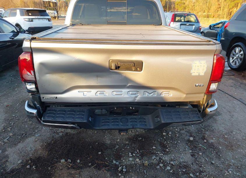 Photo 6 of 2021 Toyota Tacoma SR5 V6 (VIN 5TFAZ5CN4MX101196)