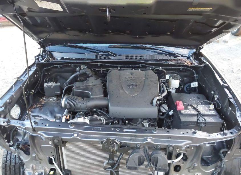 Photo 10 of 2021 Toyota Tacoma SR5 V6 (VIN 5TFAZ5CN4MX102218)