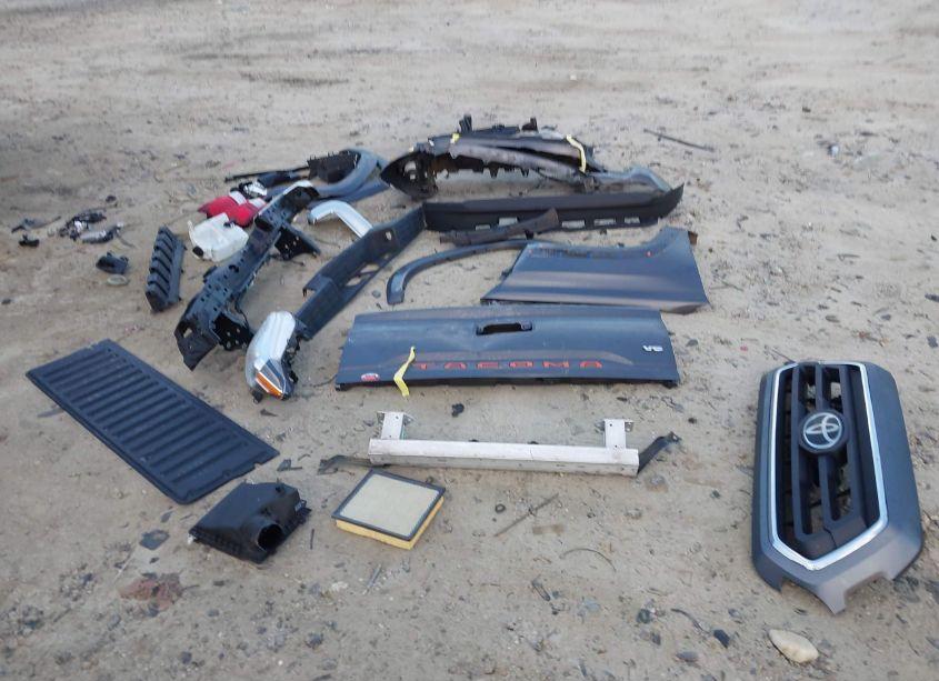 Photo 12 of 2021 Toyota Tacoma SR5 V6 (VIN 5TFAZ5CN4MX102218)