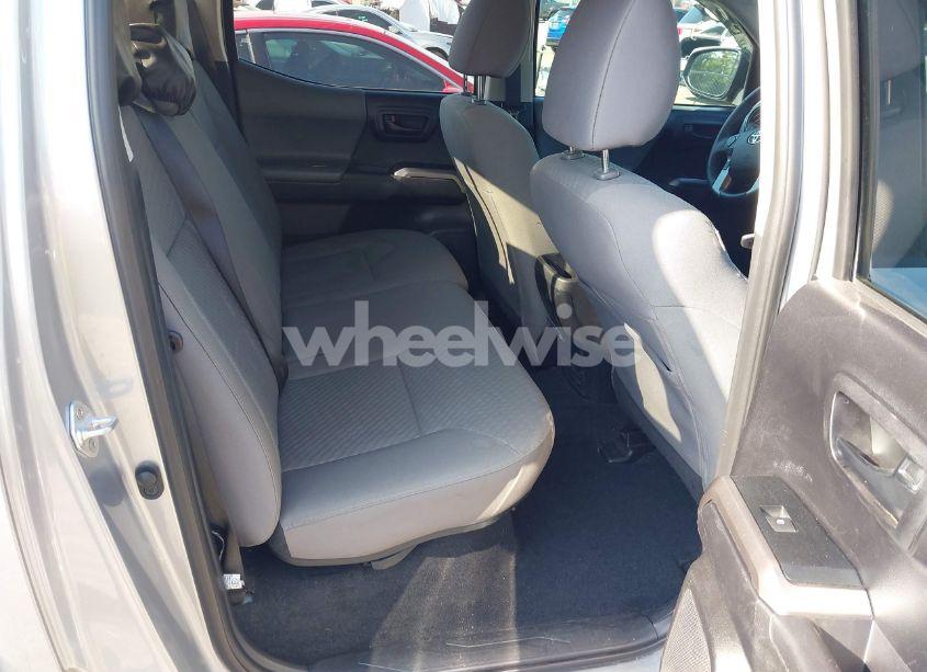 Photo 8 of 2021 Toyota Tacoma SR5 V6 (VIN 5TFAZ5CN4MX108021)