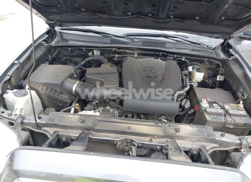 Photo 10 of 2021 Toyota Tacoma SR5 V6 (VIN 5TFAZ5CN4MX113767)